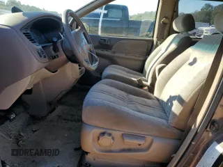 2001 Toyota Sienna LE with VIN 4T3ZF13C71U364074, listed as a Copart auction lot 46439655 with 421,623 mi miles and Salvage Title. Bid and sale history available at carsss.com. Image 7.