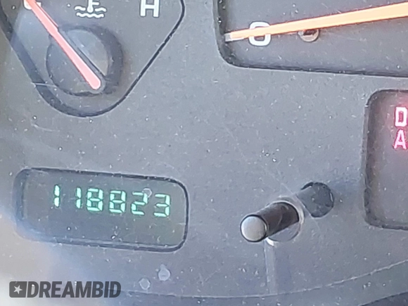 2001 Dodge Dakota Sport with VIN 1B7HL2AN21S319390, listed as a IAAI auction lot 40836729 with 118,823 mi miles. Bid and sale history available at carsss.com. Image 15.