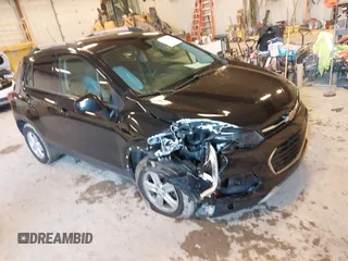 2021 Chevrolet Trax LT с VIN KL7CJPSM5MB363310, выставлен на аукционе IAAI как лот 41995805 с пробегом 70 768 миль миль и . История ставок и продаж доступна на DreamBid. Изображение 1.