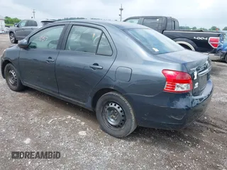 2007 Toyota Yaris с VIN JTDBT923971084996, выставлен на аукционе IAAI как лот 42471057 с пробегом 261 200 миль миль и . История ставок и продаж доступна на DreamBid. Изображение 3.