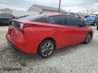 2019 Toyota Prius L Eco with VIN JTDKARFU8K3068844, listed as a Copart auction lot 49662565 with 104,366 mi miles and Salvage Title. Bid and sale history available at carsss.com. Image 3.