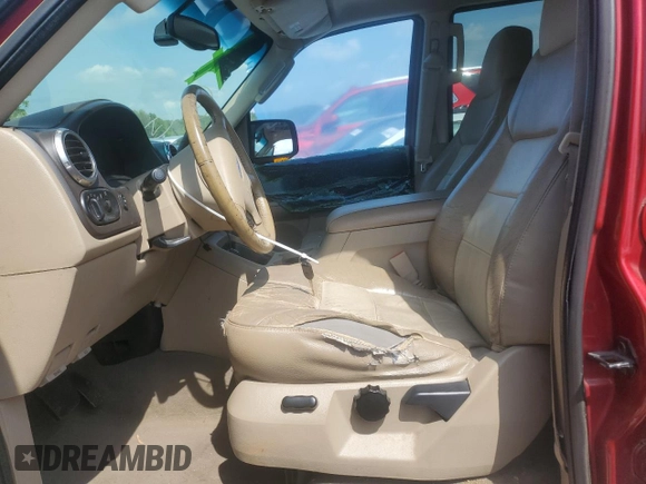 2004 Ford Expedition Eddie Bauer with VIN 1FMRU17W54LA08333, listed as a Copart auction lot 54800935 with 273,418 mi miles and Salvage title. Bid and sale history available at DreamBid. Image 7.