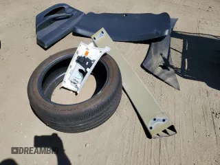 2022 Tesla Model 3 z VIN 5YJ3E1EA2NF336165, wystawiony jako Copart lot #80166114 z przebiegiem 23 097 mil mil oraz Szkoda całkowita • Salvage title. Historia ofert i sprzedaży dostępna na DreamBid. Obrazek 14.