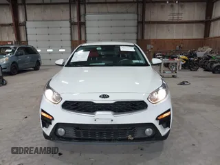 2020 Kia Forte LXS z VIN 3KPF24AD0LE255174, wystawiony jako IAAI lot #42273738 z przebiegiem 72 237 mil mil oraz . Historia ofert i sprzedaży dostępna na DreamBid. Obrazek 13.