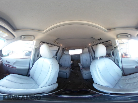 2013 Toyota Sienna XLE с VIN 5TDDK3DC9DS052022, выставлен на аукционе Copart как лот 62444725 с пробегом 241 187 миль миль и Списание • Salvage title. История ставок и продаж доступна на DreamBid. Изображение 15.