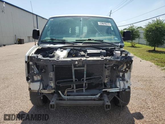 2019 GMC Savana Cargo z VIN 1GTW7AFGXK1216533, wystawiony jako Copart lot #58608405 z przebiegiem 222 344 mil mil oraz Szkody całkowita. Historia ofert i sprzedaży dostępna na DreamBid. Obrazek 5.