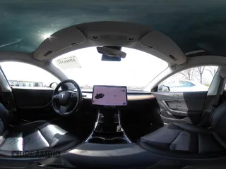 2018 Tesla Model 3 Long Range Battery z VIN 5YJ3E1EB2JF103096, wystawiony jako IAAI lot #42016324 z przebiegiem 143 247 mil mil oraz . Historia ofert i sprzedaży dostępna na DreamBid. Obrazek 19.