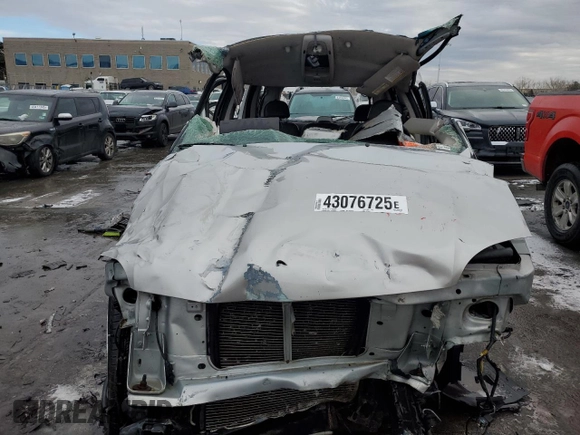 2002 Mercury Mountaineer z VIN 4M2ZU86WX2UJ22053, wystawiony jako Copart lot #43076725 z przebiegiem Nie podano mil oraz Nie do naprawy • Non repairable. Historia ofert i sprzedaży dostępna na DreamBid. Obrazek 5.