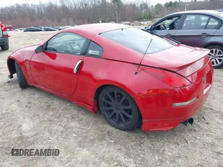 2003 Nissan 350Z Enthusiast with VIN JN1AZ34DX3T101190, listed as a IAAI auction lot 41966228 with 110,724 mi miles. Bid and sale history available at carsss.com. Image 3.