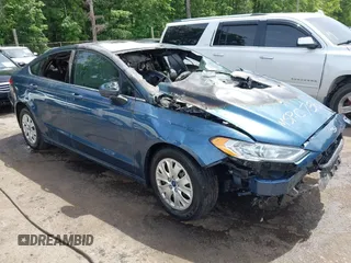 2019 Ford Fusion S z VIN 3FA6P0G79KR267560, wystawiony jako IAAI lot #41780868 z przebiegiem Nie podano mil oraz . Historia ofert i sprzedaży dostępna na DreamBid. Obrazek 1.