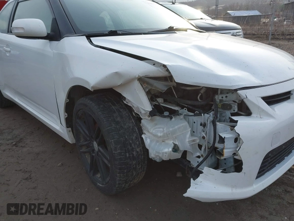 2011 Scion tC z VIN JTKJF5C75B3017346, wystawiony jako IAAI lot #41683984 z przebiegiem 109 342 mil mil oraz . Historia ofert i sprzedaży dostępna na DreamBid. Obrazek 6.