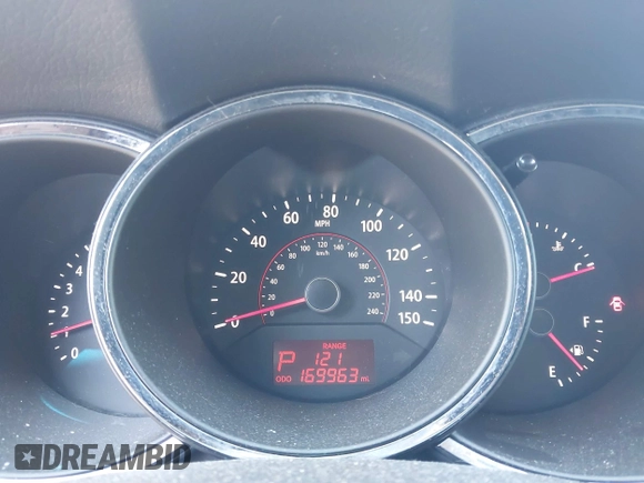 2011 Kia Sorento LX with VIN 5XYKT4A16BG149301, listed as a IAAI auction lot 41857018 with 169,963 mi miles. Bid and sale history available at carsss.com. Image 7.