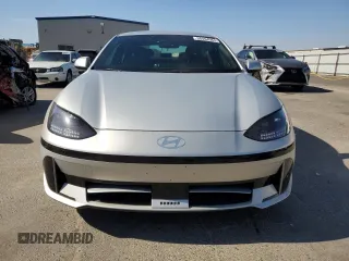 2023 Hyundai Ioniq 6 Preferred z VIN KMHM34AC8PA042828, wystawiony jako Copart lot #58494964 z przebiegiem 3794 mil mil oraz Szkoda całkowita • Salvage title. Historia ofert i sprzedaży dostępna na DreamBid. Obrazek 5.