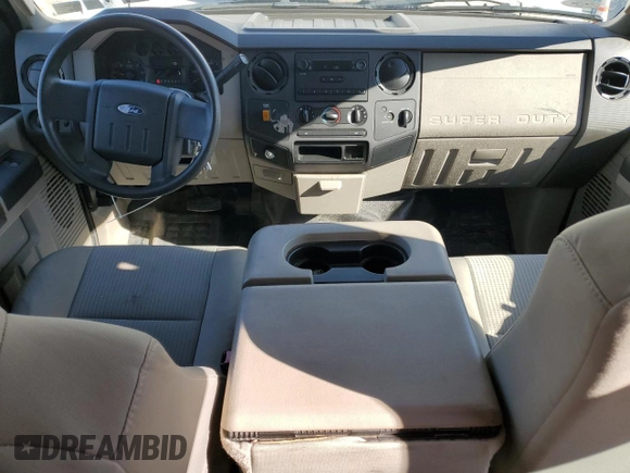 2008 Ford Super Duty F-250 SRW XL with VIN 1FTNX20518EA74678, listed as a Copart auction lot 50978195 with 190,786 mi miles and Clean Title. Bid and sale history available at carsss.com. Image 8.
