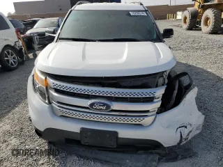 2014 Ford Explorer XLT z VIN 1FM5K7D80EGA49427, wystawiony jako Copart lot #76298214 z przebiegiem 131 132 mil mil oraz Szkoda całkowita • Salvage title. Historia ofert i sprzedaży dostępna na DreamBid. Obrazek 5.