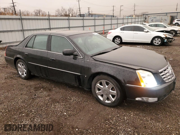 2007 Cadillac DTS Luxury I with VIN 1G6KD57Y37U147246, listed as a Copart auction lot 49457735 with 71,827 mi miles and Salvage Title. Bid and sale history available at DreamBid. Image 4.