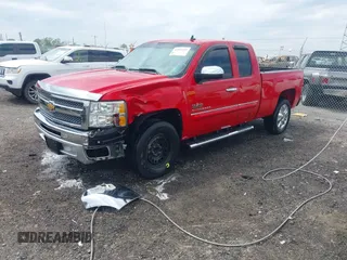 2012 Chevrolet Silverado 1500 LT with VIN 1GCRCSE09CZ131494, listed as a IAAI auction lot 42043422 with 124,162 mi miles. Bid and sale history available at carsss.com. Image 2.