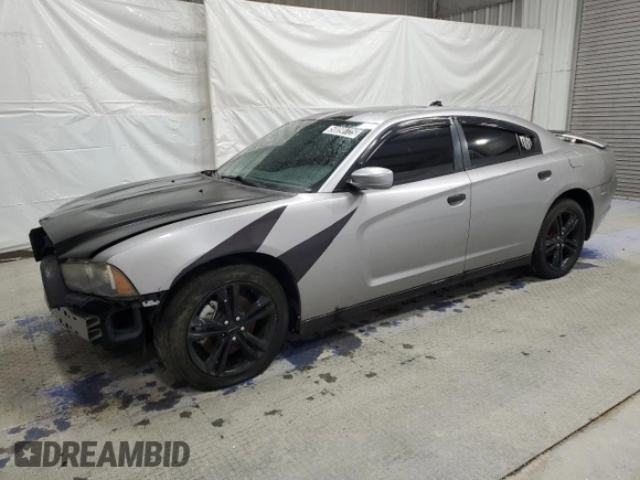 2013 Dodge Charger RT with VIN 2C3CDXDT0DH726803, listed as a Copart auction lot 50098725 with 183,187 mi miles and Clean Title. Bid and sale history available at carsss.com. Image 1.