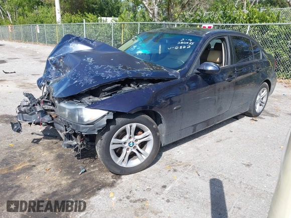 2008 BMW 3 Series 328xi z VIN WBAVC93538K056827, wystawiony jako IAAI lot #41646425 z przebiegiem Nie podano mil oraz . Historia ofert i sprzedaży dostępna na DreamBid. Obrazek 17.