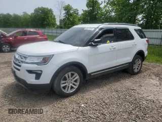2019 Ford Explorer XLT z VIN 1FM5K8DH6KGA63592, wystawiony jako Copart lot #60821915 z przebiegiem 183 321 mil mil oraz Czysty tytuł • Clean title. Historia ofert i sprzedaży dostępna na DreamBid. Obrazek 1.