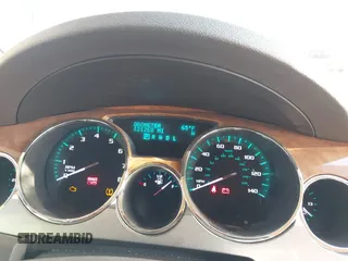 2011 Buick Enclave CXL-1 with VIN 5GAKRBED2BJ203153, listed as a IAAI auction lot 41403768 with 121,268 mi miles. Bid and sale history available at carsss.com. Image 7.