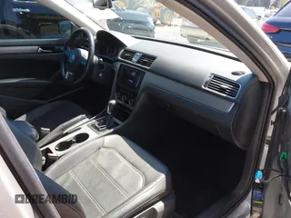 2014 Volkswagen Passat SE с VIN 1VWBN7A35EC028438, выставлен на аукционе IAAI как лот 42172605 с пробегом 108 955 миль миль и . История ставок и продаж доступна на DreamBid. Изображение 5.
