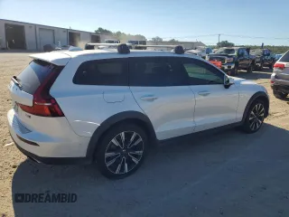 2020 Volvo V60 z VIN YV4102WK4L1031160, wystawiony jako Copart lot #64443443 z przebiegiem 41 648 mil mil oraz . Historia ofert i sprzedaży dostępna na DreamBid. Obrazek 3.