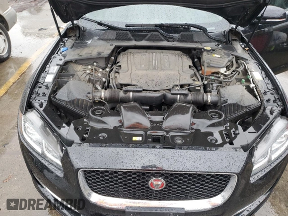 2016 Jaguar XJ R-Sport with VIN SAJWA1C70G8W02383, listed as a Copart auction lot 43961645 with 43,719 mi miles and Salvage title. Bid and sale history available at DreamBid. Image 11.