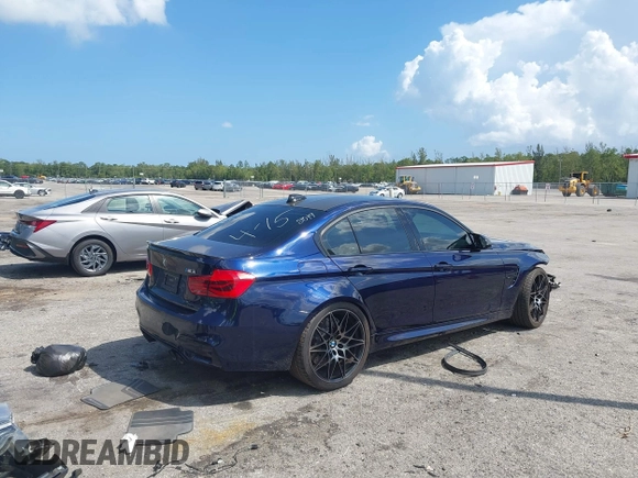 2018 BMW M3 z VIN WBS8M9C57J5K98465, wystawiony jako IAAI lot #41918104 z przebiegiem 44 100 mil mil oraz . Historia ofert i sprzedaży dostępna na DreamBid. Obrazek 4.