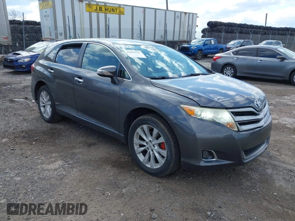 2013 Toyota Venza LE with VIN 4T3ZA3BB3DU070081, listed as a IAAI auction lot 42045521 with 88,152 mi miles. Bid and sale history available at carsss.com. Image 1.