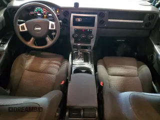 2008 Jeep Commander Sport with VIN 1J8HG48K88C180262, listed as a Copart auction lot 72258764 with 177,313 mi miles and Non Repairable. Bid and sale history available at carsss.com. Image 8.