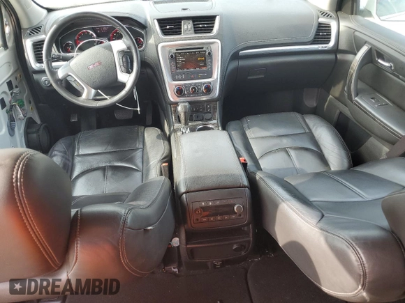 2015 GMC Acadia SLT z VIN 1GKKVRKD4FJ161313, wystawiony jako Copart lot #50782075 z przebiegiem 130 649 mil mil oraz Szkoda całkowita • Salvage title. Historia ofert i sprzedaży dostępna na DreamBid. Obrazek 8.