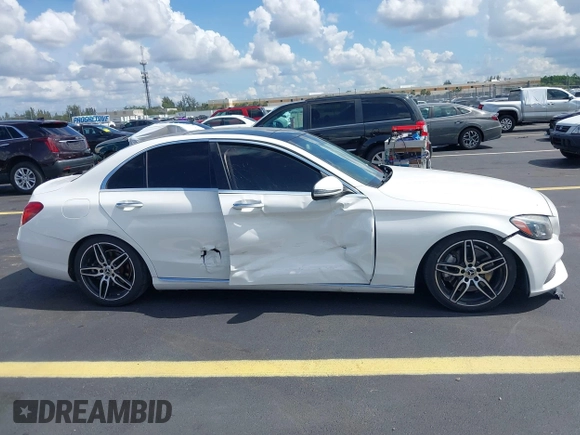 2016 Mercedes-Benz C 300 z VIN WDDWF4JB4GR172222, wystawiony jako IAAI lot #42562817 z przebiegiem 73 561 mil mil oraz . Historia ofert i sprzedaży dostępna na DreamBid. Obrazek 13.