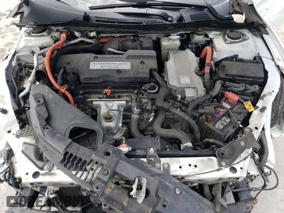 2017 Honda Accord Touring with VIN JHMCR6F7XHC018105, listed as a Copart auction lot 58632345 with 116,930 mi miles and Salvage title. Bid and sale history available at DreamBid. Image 11.