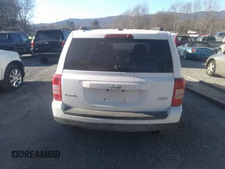 2014 Jeep Patriot Latitude с VIN 1C4NJRFB5ED660860, выставлен на аукционе IAAI как лот 41645966 с пробегом 110 853 миль миль и . История ставок и продаж доступна на DreamBid. Изображение 17.