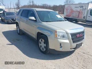 2015 GMC Terrain SLE with VIN 2GKFLVEK7F6275569, listed as a IAAI auction lot 41804179 with 95,573 mi miles. Bid and sale history available at carsss.com. Image 1.