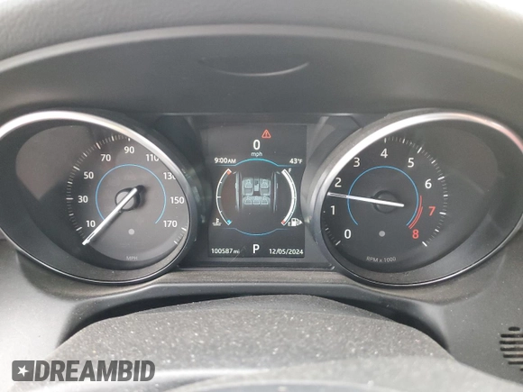 2016 Jaguar XF with VIN SAJBL4BV6GCY16964, listed as a Copart auction lot 82786584 with 100,587 mi miles and Salvage Title. Bid and sale history available at DreamBid. Image 9.