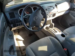 2006 Toyota Tacoma z VIN 5TETX22N06Z159896, wystawiony jako Copart lot #45397835 z przebiegiem 211 603 mil mil oraz Szkody całkowita. Historia ofert i sprzedaży dostępna na DreamBid. Obrazek 8.