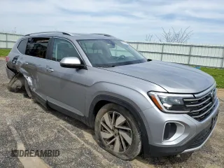 2024 Volkswagen Atlas SEL with VIN 1V2BR2CA3RC523103, listed as a Copart auction lot 55821865 with 47,893 mi miles and Salvage title. Bid and sale history available at DreamBid. Image 4.