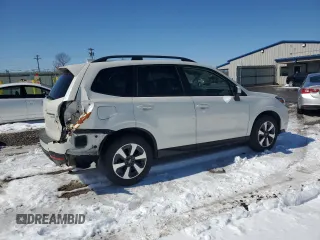 2017 Subaru Forester Premium with VIN JF2SJAGC7HH488972, listed as a Copart auction lot 44062173 with 142,088 mi miles. Bid and sale history available at carsss.com. Image 3.