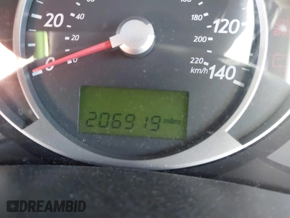 2006 Hyundai Tucson GL with VIN KM8JM72B56U324168, listed as a IAAI auction lot 42146955 with 206,919 mi miles. Bid and sale history available at carsss.com. Image 7.