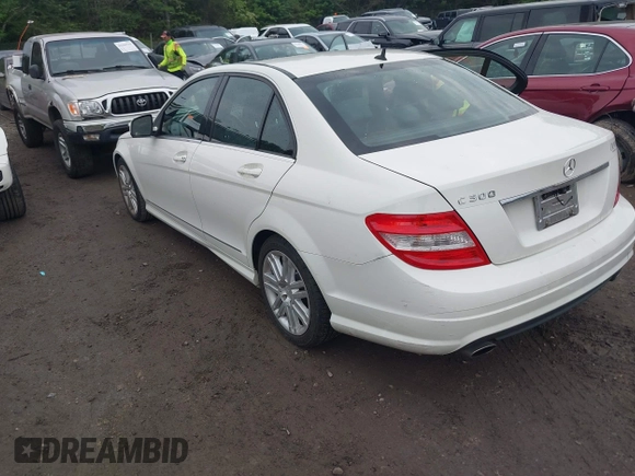 2009 Mercedes-Benz C-Class 3.0L Sport with VIN WDDGF54X59R054278, listed as a IAAI auction lot 42090960 with 107,179 mi miles. Bid and sale history available at carsss.com. Image 3.