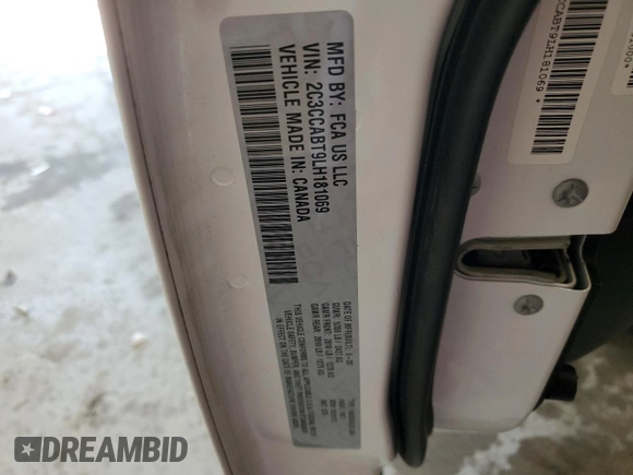 2020 Chrysler 300 S z VIN 2C3CCABT9LH181069, wystawiony jako Copart lot #76281354 z przebiegiem 66 773 mil mil oraz Szkoda całkowita • Salvage title. Historia ofert i sprzedaży dostępna na DreamBid. Obrazek 12.