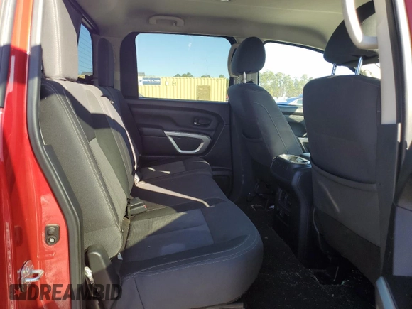 2021 Nissan Titan SV z VIN 1N6AA1EF2MN518203, wystawiony jako Copart lot #86769034 z przebiegiem 129 900 mil mil oraz Szkoda całkowita • Salvage title. Historia ofert i sprzedaży dostępna na DreamBid. Obrazek 10.