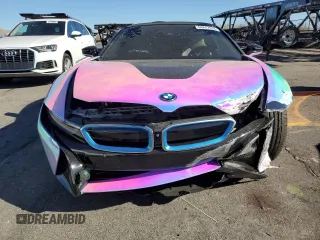 2019 BMW i8 z VIN WBY2Z6C56K7D09508, wystawiony jako Copart lot #86847034 z przebiegiem 24 015 mil mil oraz Szkoda całkowita • Salvage title. Historia ofert i sprzedaży dostępna na DreamBid. Obrazek 5.