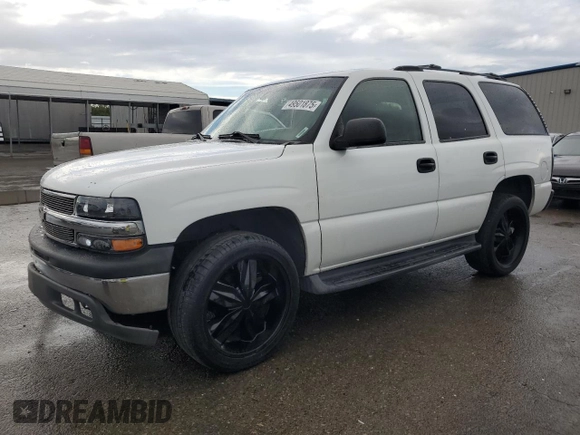 2003 Chevrolet Tahoe LS z VIN 1GNEC13T03J203176, wystawiony jako Copart lot #49501875 z przebiegiem 186 529 mil mil oraz Szkoda całkowita • Salvage title. Historia ofert i sprzedaży dostępna na DreamBid. Obrazek 1.