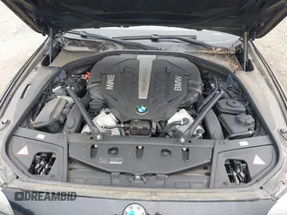 2013 BMW 5 Series 550i xDrive с VIN WBAFU9C51DDY72113, выставлен на аукционе IAAI как лот 42446069 с пробегом Не указан миль и . История ставок и продаж доступна на DreamBid. Изображение 10.