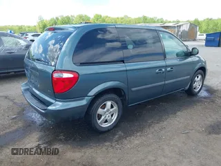 2007 Dodge Caravan SXT with VIN 1D4GP45R67B160426, listed as a IAAI auction lot 42096121 with 106,115 mi miles and . Bid and sale history available at DreamBid. Image 4.