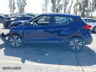 2020 Nissan Kicks SV with VIN 3N1CP5CV1LL501082, listed as a IAAI auction lot 41691787 with 81,753 mi miles. Bid and sale history available at carsss.com. Image 15.