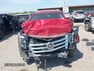 2015 Cadillac Escalade Luxury z VIN 1GYS3BKJ3FR275149, wystawiony jako IAAI lot #42052367 z przebiegiem 111 133 mil mil oraz . Historia ofert i sprzedaży dostępna na DreamBid. Obrazek 12.